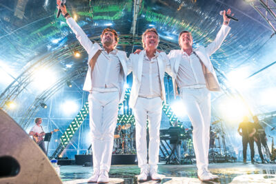 De Romeo's @ Vlaanderen Feest - Antwerpen, picture 38, photographed by Dimitri Vanlommel - FrontView Magazine