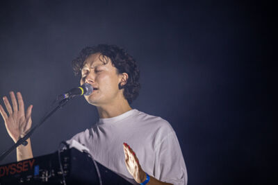 Charlotte Adigéry & Bolis Pupul @ Rock Herk, picture 2, photographed by Leen Verlinden - FrontView Magazine