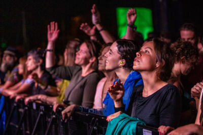 Charlotte Adigéry & Bolis Pupul @ Rock Herk, picture 19, photographed by Leen Verlinden - FrontView Magazine