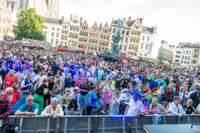 DJ F.r.a.n.k. @ Vlaanderen Zingt Antwerpen, foto 4, foto's door Dimitri Vanlommel - FrontView Magazine