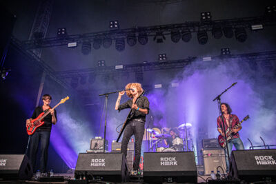 Hideous @ Rock Herk, picture 14, photographed by Leen Verlinden - FrontView Magazine