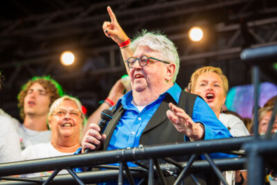Luc Caals @ Vlaanderen Zingt Antwerpen, foto 1, foto's door Dorien Goetschalckx - FrontView Magazine