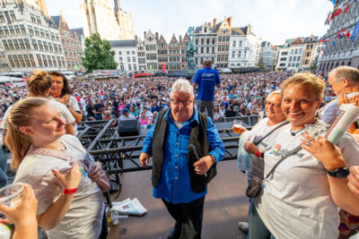 Luc Caals @ Vlaanderen Zingt Antwerpen, foto 11, foto's door Dorien Goetschalckx - FrontView Magazine