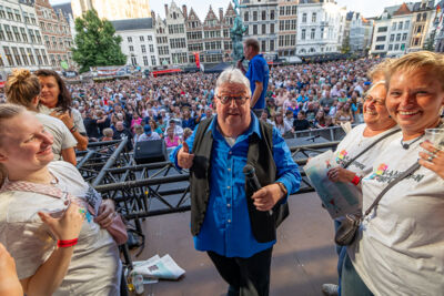 Luc Caals @ Vlaanderen Zingt Antwerpen, foto 12, foto's door Dorien Goetschalckx - FrontView Magazine
