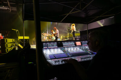 Schlagerfestival @ Proximus Pop Up Arena, picture 44, photographed by Luc Klinckaert - FrontView Magazine