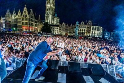 Tom Waes @ Vlaanderen Zingt Antwerpen, foto 11, foto's door Dorien Goetschalckx - FrontView Magazine