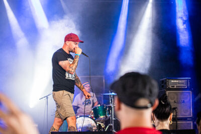 We Came As Dirt @ Rock Herk, picture 14, photographed by Leen Verlinden - FrontView Magazine