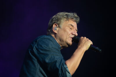 Bert Peeters @ Herentals Feest, picture 8, photographed by Gert Daemen - FrontView Magazine