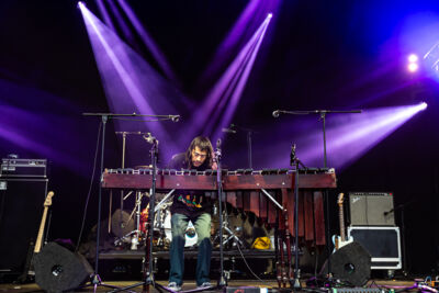SON ROMPE PERA @ Sfinks Mixed 2023, picture 14, photographed by Marc Verdonck - FrontView Magazine