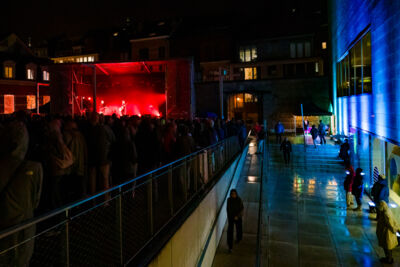 Suzanne Vega @ M-Idzomer Leuven, foto 18, foto's door Luc Klinckaert - FrontView Magazine