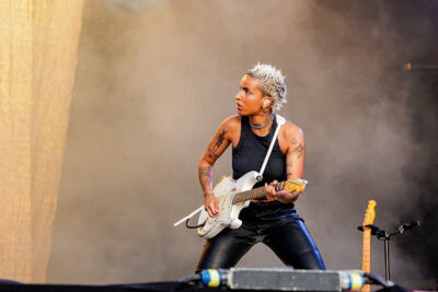 Merol @ Lokerse Feesten, picture 1, photographed by Peter Smet - FrontView Magazine