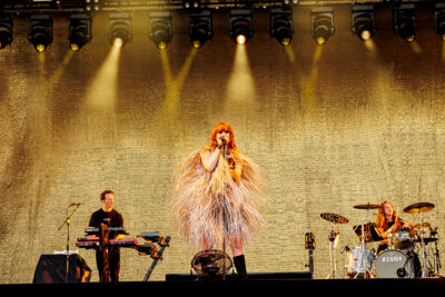 Merol @ Lokerse Feesten, picture 12, photographed by Peter Smet - FrontView Magazine
