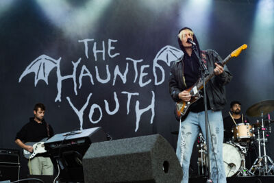 The Haunted Youth @ Suikerrock, picture 1, photographed by Sven Vandervoort - FrontView Magazine