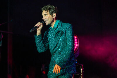 Mika @ Nostalgie Beach Festival 2023 Dag 2, foto 14, foto's door Marc Verdonck - FrontView Magazine