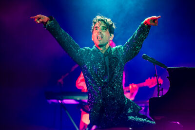 Mika @ Nostalgie Beach Festival 2023 Dag 2, foto 20, foto's door Marc Verdonck - FrontView Magazine