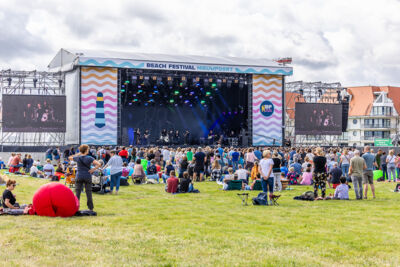 Sfeer @ Nostalgie Beach Festival 2023 Dag 1, picture 2, photographed by Marc Verdonck - FrontView Magazine