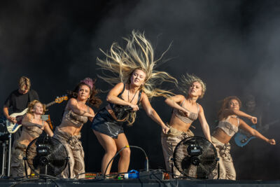 Zara Larsson @ Nostalgie Beach Festival 2023 Dag 1, picture 26, photographed by Marc Verdonck - FrontView Magazine