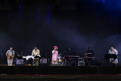 Hot Chip @ Lokerse Feesten 2023, picture 16, photographed by David Johnson - FrontView Magazine