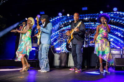 Nile Rodgers & CHIC @ OLT Rivierenhof, picture 3, photographed by Bruno Holvoet - FrontView Magazine