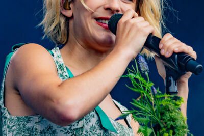 Pommelien Thijs @ Paal op stelten, picture 2, photographed by Sven Vandervoort - FrontView Magazine