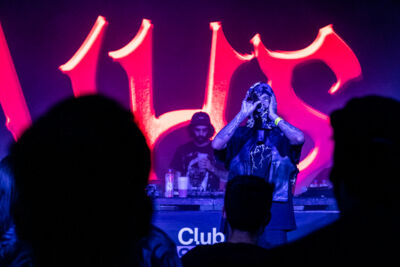 Kleine Crack & Slagter @ Lokerse Feesten, picture 1, photographed by Sandra Van Watermeulen - FrontView Magazine