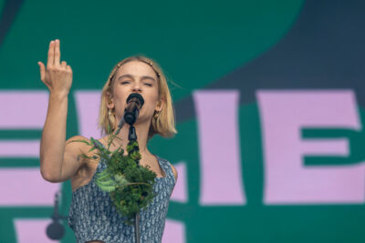 Pommelien Thijs @ Lokerse Feesten 2023, picture 10, photographed by Edwin Houdevelt - FrontView Magazine