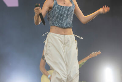 Pommelien Thijs @ Lokerse Feesten 2023, picture 25, photographed by Edwin Houdevelt - FrontView Magazine