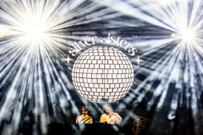 Silver Sisters @ Lokerse Feesten 2023, picture 1, photographed by Marc Verdonck - FrontView Magazine