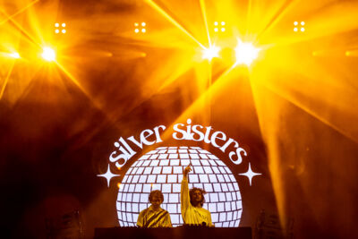 Silver Sisters @ Lokerse Feesten 2023, picture 10, photographed by Marc Verdonck - FrontView Magazine