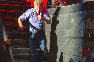 Bart Peeters @ Lokerse Feesten 2023, picture 2, photographed by Edwin Houdevelt - FrontView Magazine