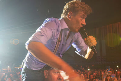 Bart Peeters @ Lokerse Feesten 2023, picture 7, photographed by Edwin Houdevelt - FrontView Magazine