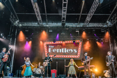 The Bentleys & The Bendellas @ Fonnefeesten 2023, foto 5, foto's door Danny Wagemans - FrontView Magazine