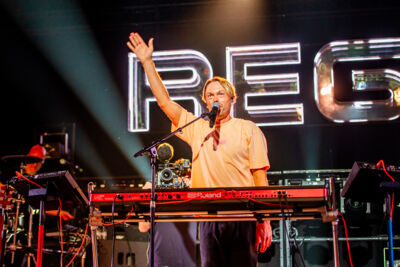 Regi Live @ Rijvers Festival 2023, foto 4, foto's door Dimitri Vanlommel - FrontView Magazine