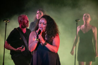 Arsenal - Outsides @ OLT Rivierenhof, picture 11, photographed by Bruno Holvoet - FrontView Magazine