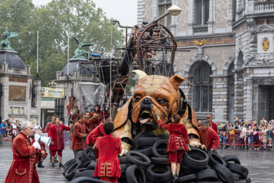 De Reuzen van Royal de Luxe @ Antwerpen, picture 5, photographed by Marc Verdonck - FrontView Magazine