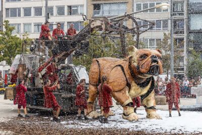 De Reuzen van Royal de Luxe @ Antwerpen, picture 66, photographed by Marc Verdonck - FrontView Magazine