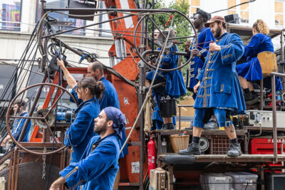 De Reuzen van Royal de Luxe @ Antwerpen, picture 111, photographed by Marc Verdonck - FrontView Magazine