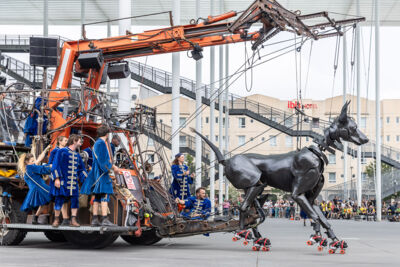 De Reuzen van Royal de Luxe @ Antwerpen, picture 116, photographed by Marc Verdonck - FrontView Magazine