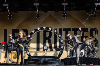 Les Truttes @ Maanrock 2023, picture 24, photographed by Marc Verdonck - FrontView Magazine