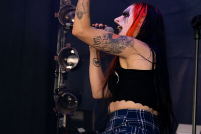 Pretty Addicted @ W-Fest dag 1, picture 4, photographed by Luc Klinckaert - FrontView Magazine