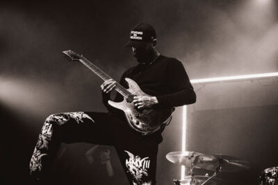 While She Sleeps @ 013, picture 4, photographed by Alana Clemens - FrontView Magazine