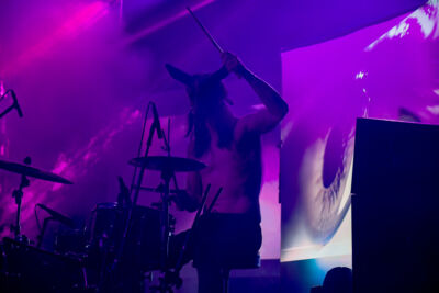 IAMX @ Ancienne Belgique, foto 6, foto's door Luc Klinckaert - FrontView Magazine