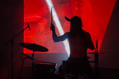 IAMX @ Ancienne Belgique, foto 12, foto's door Luc Klinckaert - FrontView Magazine