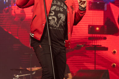 Gene Thomas @ Joe Singalong Party 2023, picture 4, photographed by Gert Daemen - FrontView Magazine
