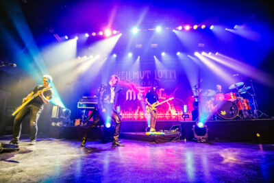 Helmut Lotti goes Metal Live in concert, picture 18, photographed by Paul Jongeneelen - FrontView Magazine