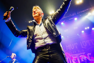 Helmut Lotti goes Metal Live in concert, picture 24, photographed by Paul Jongeneelen - FrontView Magazine