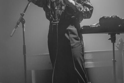 Tourist LemC "Onrust" in Toneelhuis (Bourla Schouwburg), picture 7, photographed by Paul Jongeneelen - FrontView Magazine