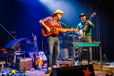 Truck Stop Cutie Live @ De Casino, picture 14, photographed by Paul Jongeneelen - FrontView Magazine