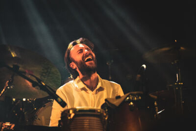 Noonzy (support act Warhaus) @ Het Depot, picture 5, photographed by Leen Verlinden - FrontView Magazine