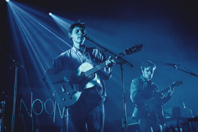 Noonzy (support act Warhaus) @ Het Depot, picture 19, photographed by Leen Verlinden - FrontView Magazine